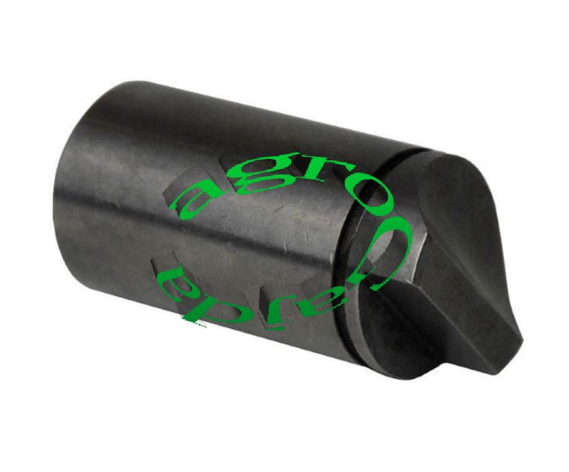 WAŁEK KOŁA POMPY HYDRAULICZNEJ MF 1666146M2 I